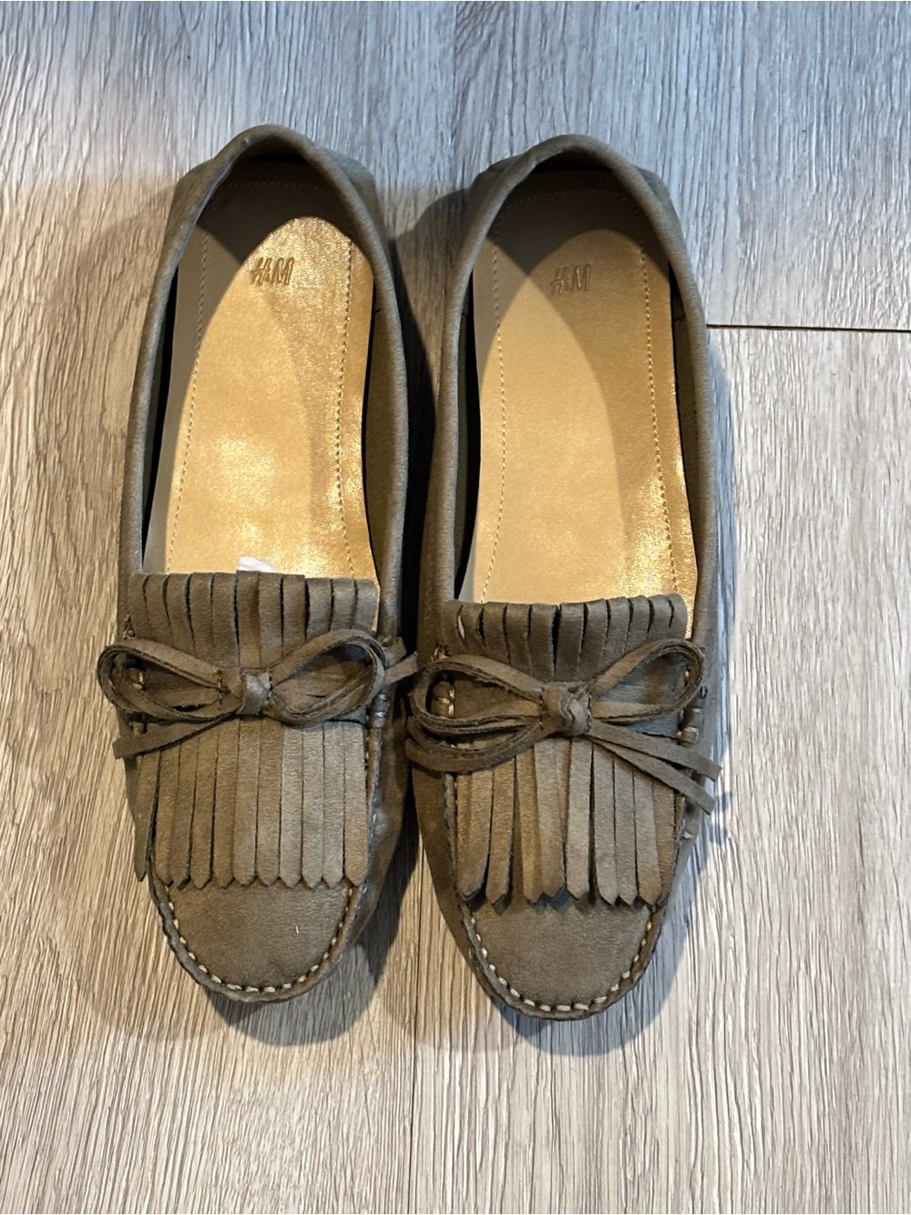 H&M Women's Olive Suede Fringe Moccasins with Bow
